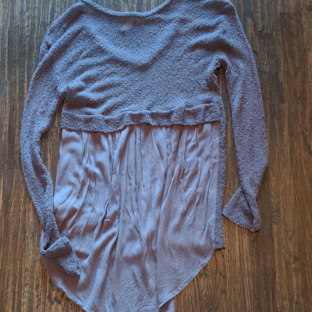 Lightweight Chunky Knit High-Low Sweater